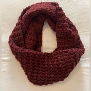 Chunky knit infinity scarf